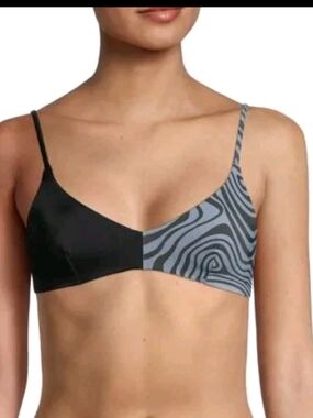 Onia New With Tags Size Medium Black & Gray Printed Triangle Swim Top